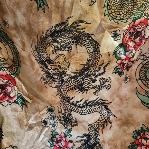 J for Justify Y2K Dragon Print Chained Neck Halter Top - Picture 4 of 7